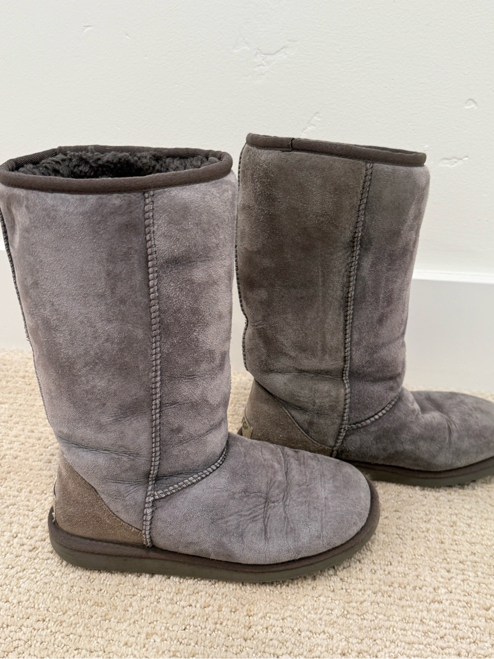 Ugg Tall Classic Gray Shearling boot